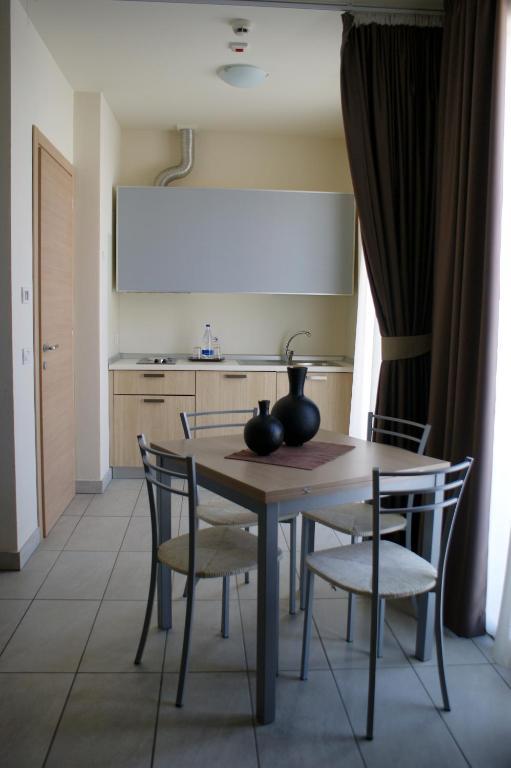 Residence Belmare Rimini Kamer foto